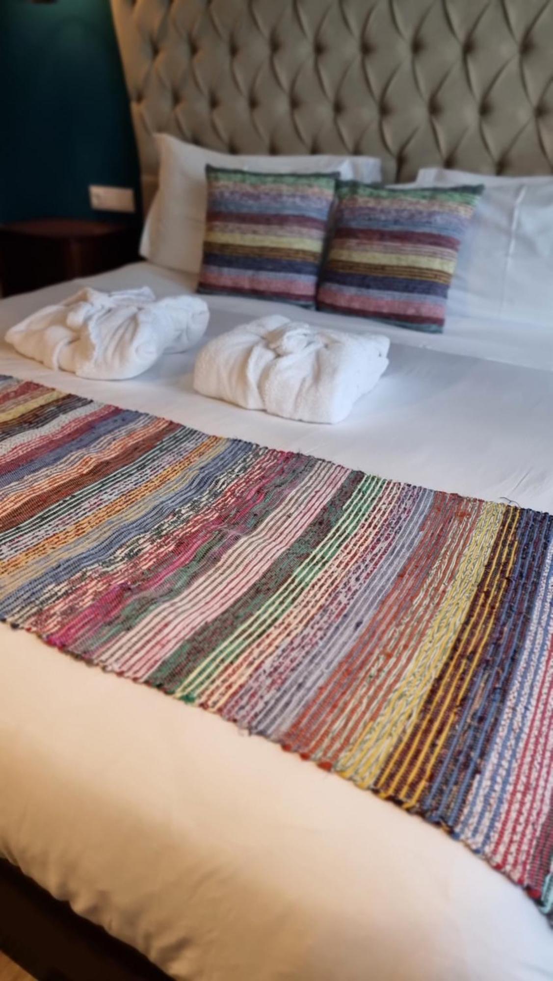 Acores Autentico Boutique Hotel Ангра-ду-Эроижму Экстерьер фото